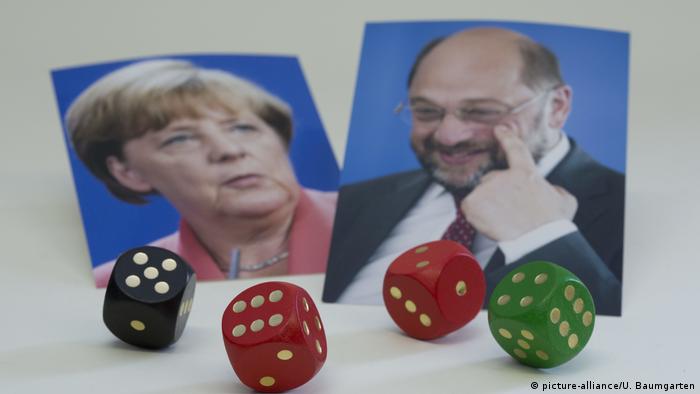 Würfelspiel um Deutschland Symbolfoto Angela Merkel Martin Schulz (picture-alliance/U. Baumgarten)