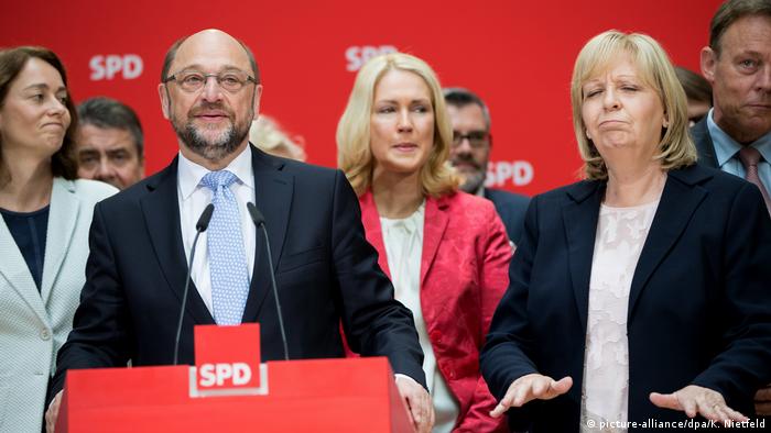 Deutschland Nach der Landtagswahl in Nordrhein-Westfalen - SPD (picture-alliance/dpa/K. Nietfeld)