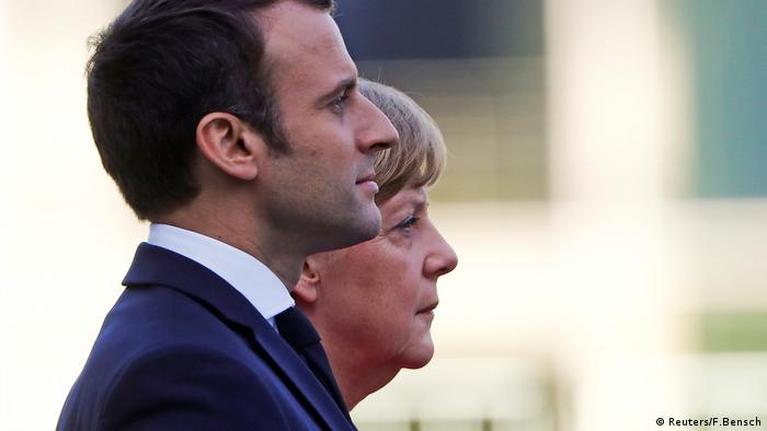 Emmanuel Macron und Angela Merkel Berlin (Reuters/F.Bensch)