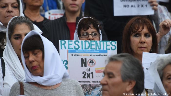 Mexiko - Proteste gegen Völkermord und Entführungen