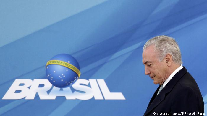 Brasil: Terremoto político volta a paralisar o país