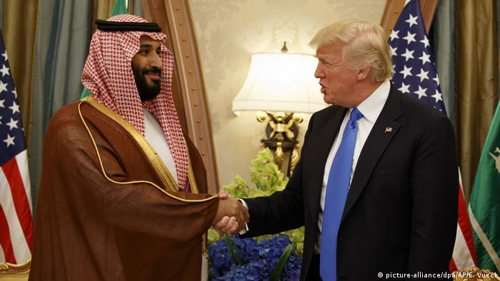 Saudi Arabien - Donald Trump zu Besuch in Riad (picture-alliance/dpa/AP/E. Vucci)