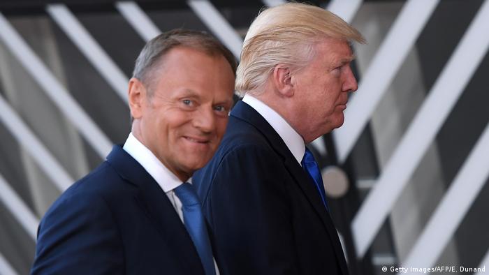 Donald Tusk (izqda.) y Donald Trump en Bruselas. (25.05.2017).