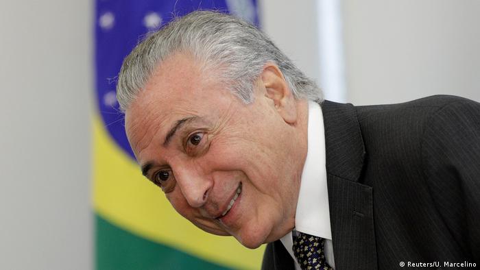 Brasil: Onde presidente Temer se escora para não cair
