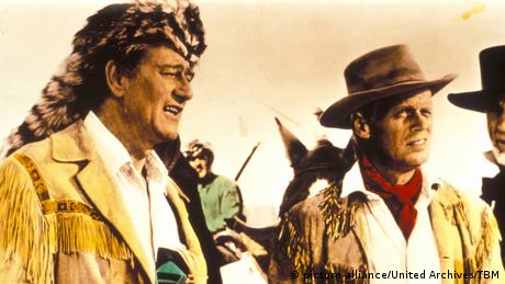 Standbild des Films 'Alamo' mit John Wayne und Richard Widmark. (1960) (picture-alliance/United Archives/TBM)
