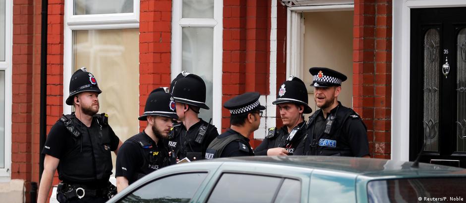 Diversas casas estão sendo registradas em diferentes bairros da cidade britânica vítima do atentado de 22 de maio
