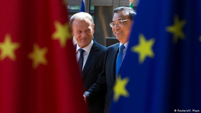 Brssel China-EU-Gipfel | Tusk & Li Keqiang (Reuters/V. Mayo)