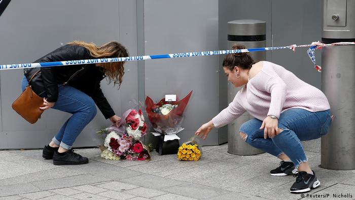 UK London am Tag nach dem Anschlag (Reuters/P. Nicholls)