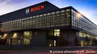 Εργαζόμενοι του πρώην εργοστασίου της Πίτσος στην Αθήνα κατηγορούν τη γερμανική εταιρεία Bosch ότι τους εξαπάτησε