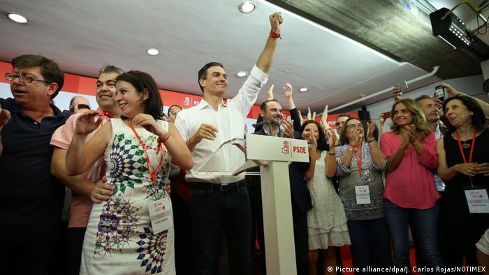 Partei PSOE Pedro Sánchez (Picture alliance/dpa/J. Carlos Rojas/NOTIMEX)