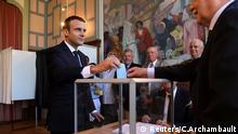 Frankreich Wahlen Stimmabgabe Macron 
