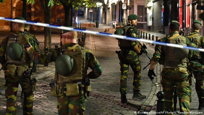 Belgien Terror-Alarm in Brüssel (picture-alliance/AP Photo/G. Vanden Wijngaert)