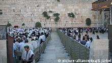 Jerusalem Streit um Klagemauer - Frauen wollen wie Männer beten