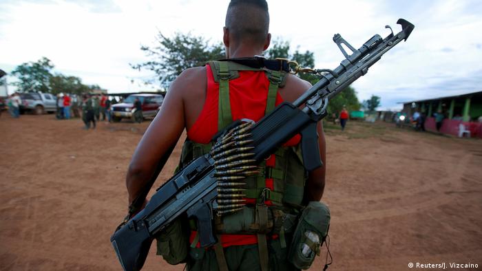 Kolumbien Entwaffnung der kolumbianischen Farc-Rebellen unter Mithilfe der UN (Reuters/J. Vizcaino)