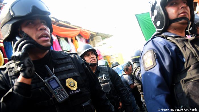 MEXIKO Polizei (Getty Images/AFP/P. Pardo)