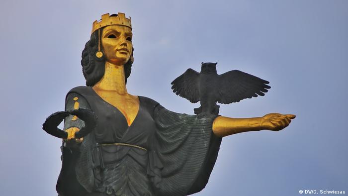 Bulgarien Statue der Heiligen Sofia (DW/D. Schwiesau)