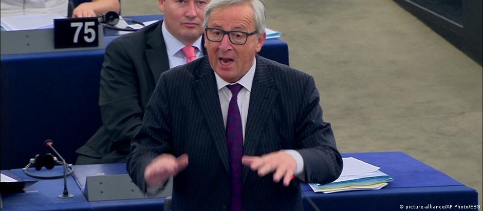 "Parlamento deve respeitar também presidências dos países menores", afirmou Juncker