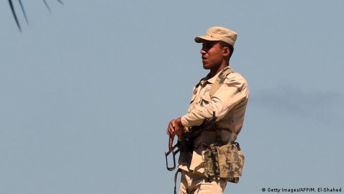 Ägypten Soldat (Getty Images/AFP/M. El-Shahed)