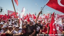Türkei, Istanbul, Gerechtigkeits-Demo, die von der Partei der Oppositionspartei der Türkei abgehalten wird