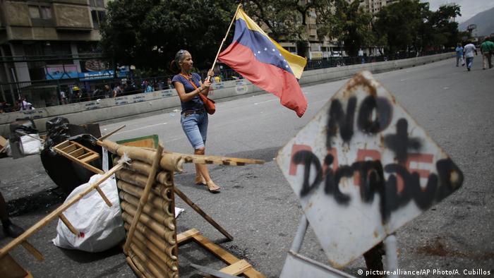 Venezuela Krise in Caracas (picture-alliance/AP Photo/A. Cubillos)