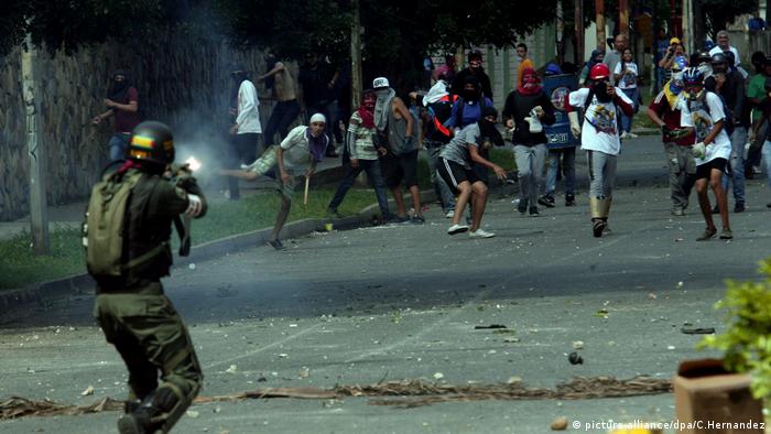 Venezuela Proteste (picture-alliance/dpa/C.Hernandez)