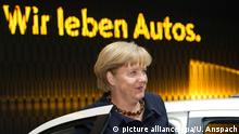Deutschland Angela Merkel auf der IAA Frankfurt