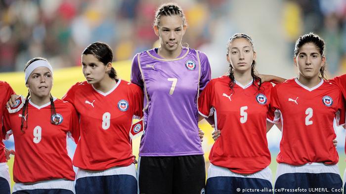 Fussball Frauen FIFA U 20 WM 2008 - Chile vs New Zealand - Team Chile (picture-alliance/Pressefoto ULMER/L. Coch)
