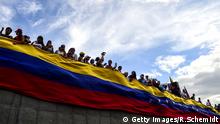 Venezuela Banner Menschen Flagge Protest Opposition 2017