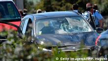 Frankreich das Auto des Angreifers nach der Festnahme auf der Autobahn A16 bei Marquise