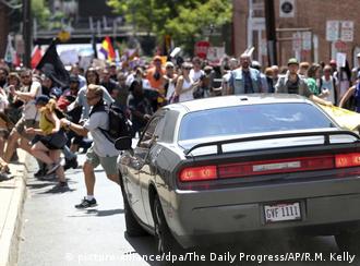 Marcha neonazista nos EUA fez vítimas entre opositores