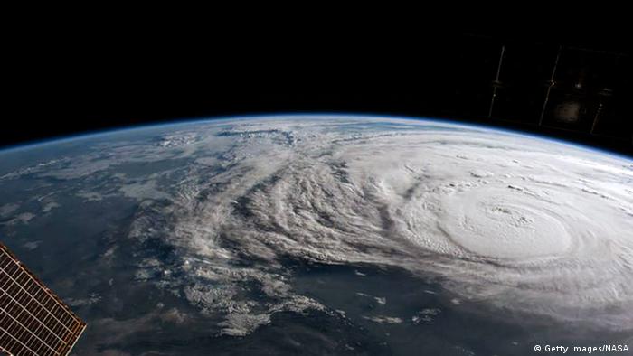 Imagem da Nasa mostra furacão Harvey