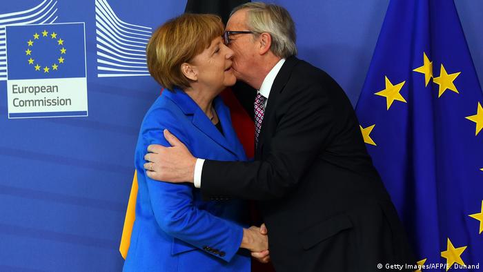 Belgien EU Angela Merkel und Jean-Claude Juncke (Getty Images/AFP/E. Dunand)