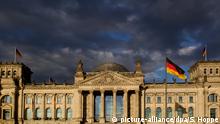 Deutschland - Reichstagsgebäude Berlin