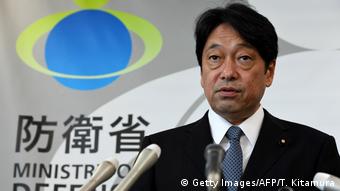 Japan Verteidigungsminister Itsunori Onodera Reaktion auf Nordkorea Raketenabschuss (Getty Images/AFP/T. Kitamura)