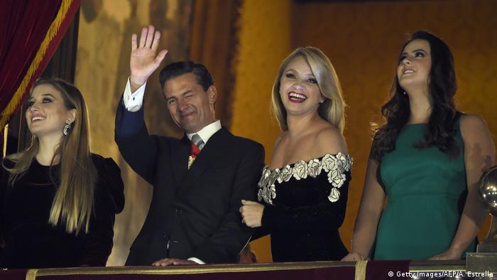 Mexiko Präsident Pena Nieto am Unabhängigkeitstag (Getty Images/AFP/A. Estrella)