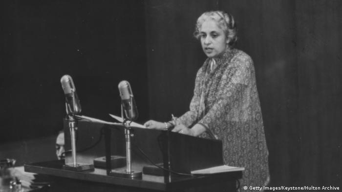 Vijaya Lakshmi Pandit foi primeira de três mulheres a presidirem o debate geral da ONU