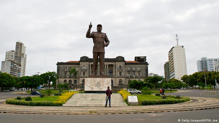 The Samora Machel statue in Maputo