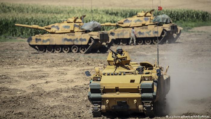Türkei Militärübung nahe Habur (picture-alliance/AA/F. Aktas)
