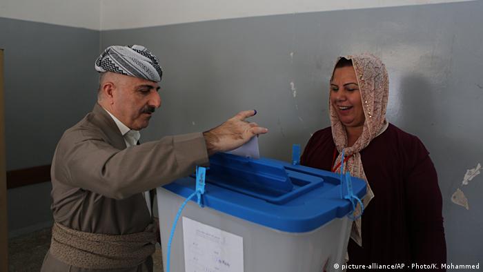Irak Unabhängigkeitsreferendum der Kurden im Nordirak (picture-alliance/AP - Photo/K. Mohammed)