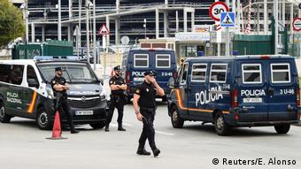 Spanien Polizei Verstärkung (Reuters/E. Alonso)