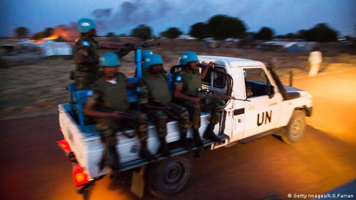 Friedensnobelpreisträger, UN Blauhelme (Getty Images/A.G.Farran)