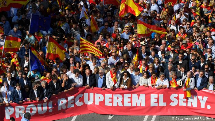 Spanien 'Für die Einheit'-Kundgebung in Barcelona (Getty Images/AFP/L. Gene)