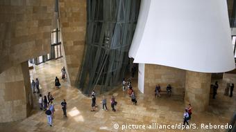 Spanien Guggenheim-Museum Bilbao (picture-alliance/dpa/S. Reboredo)