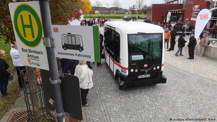 Image result for 德国南方的温泉疗养小镇Bad Birnbach这些天突然成了众多媒体关注的热点。全德国首条无人驾驶公交线路开始试运行。