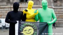 Berlin Fortsetzung der Sondierungen - Greenpeace Protest