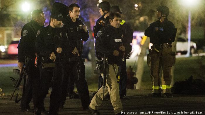 USA Utah - Polizisten suchen nach Schützen auf dem Campus der Universität von Utah (picture-alliance/AP Photo/The Salt Lake Tribune/R. Egan )