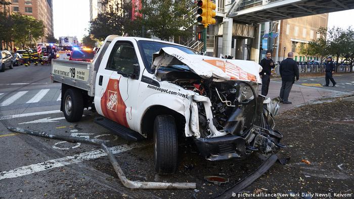 USA New York Autoanschlag in Manhattan (picture-alliance/New York Daily News/J. Keivom)