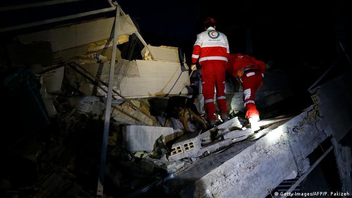 Iran Erdbeben (Getty Images/AFP/P. Pakizeh)