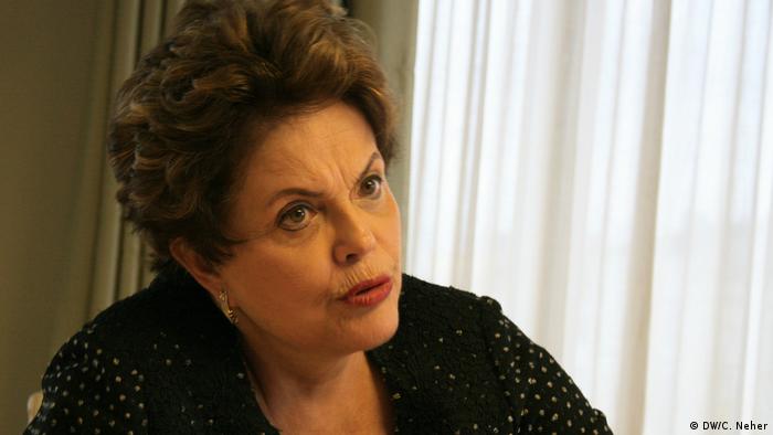 Brasil: “É preciso perdoar quem bateu panela”, diz Dilma