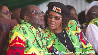 Zimbabwe Mugabe Rally (picture-alliance/AP Photo/T.Mukwazhi)